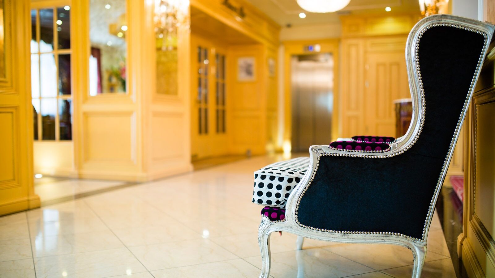 Luxury Family Hotel Royal Palace Prague Phòng bức ảnh Interior of the hotel